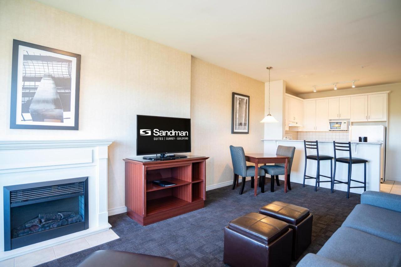 Sandman Suites Surrey - Guildford Экстерьер фото
