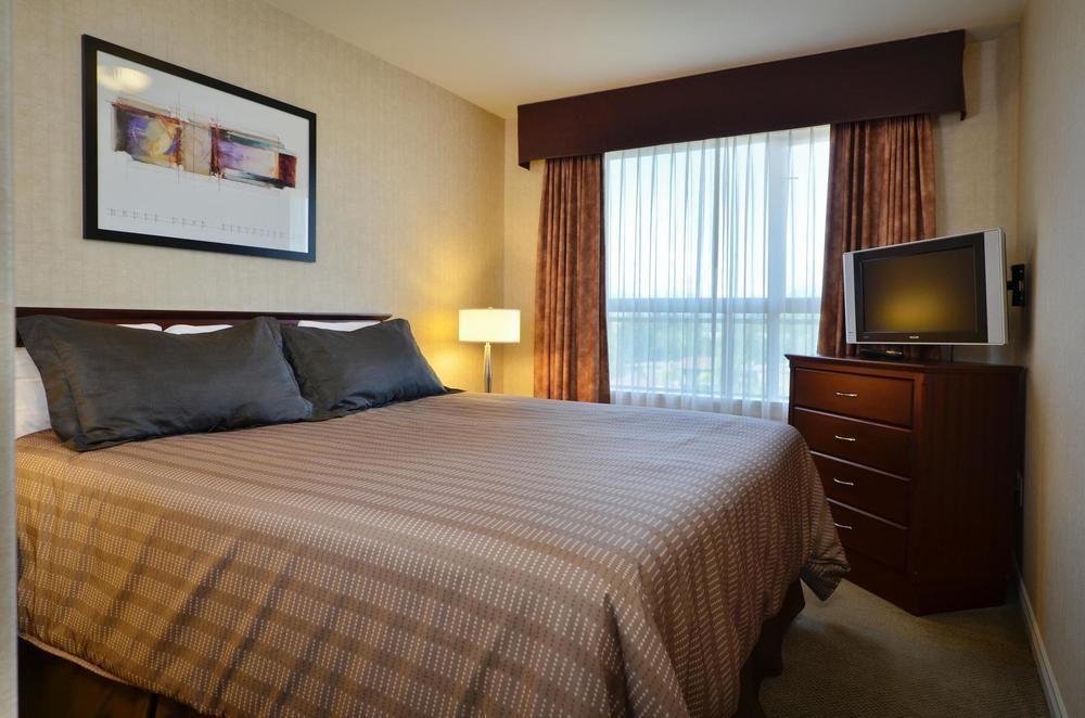 Sandman Suites Surrey - Guildford Экстерьер фото